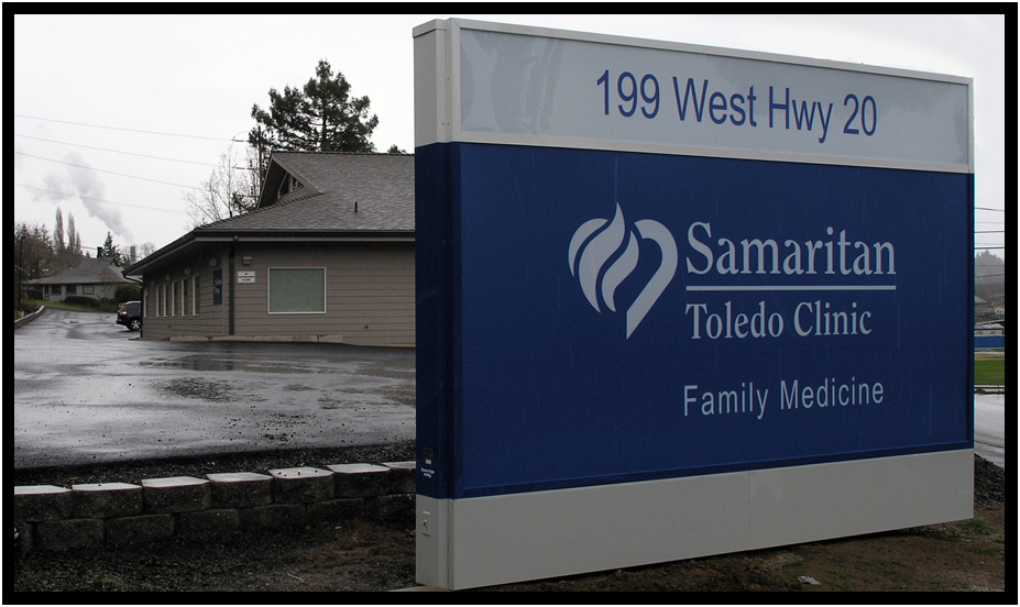 architecture commercial toledo clinic toledo, oregon d holmes